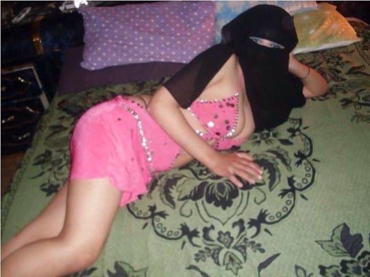 Dingo reccomend Girl ass arab muslim hot sex